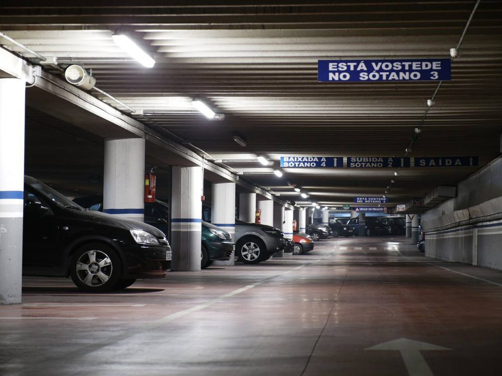 Las limitaciones sobre aparcar en Madrid realzan los parkings en la capital